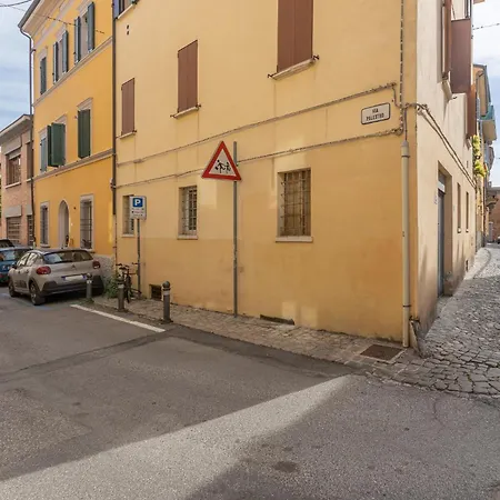 With Private Courtyard!